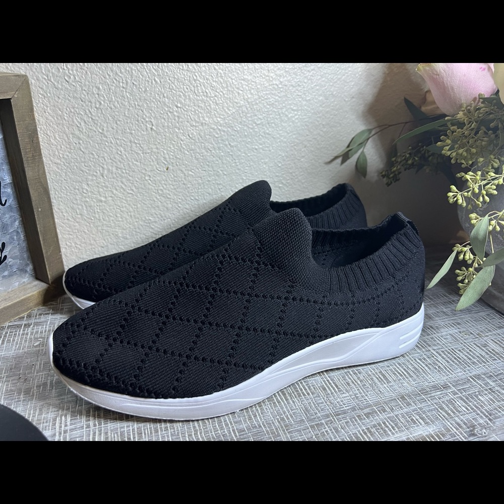 Women’s Steve Madden Bequilt Flatform sneaker